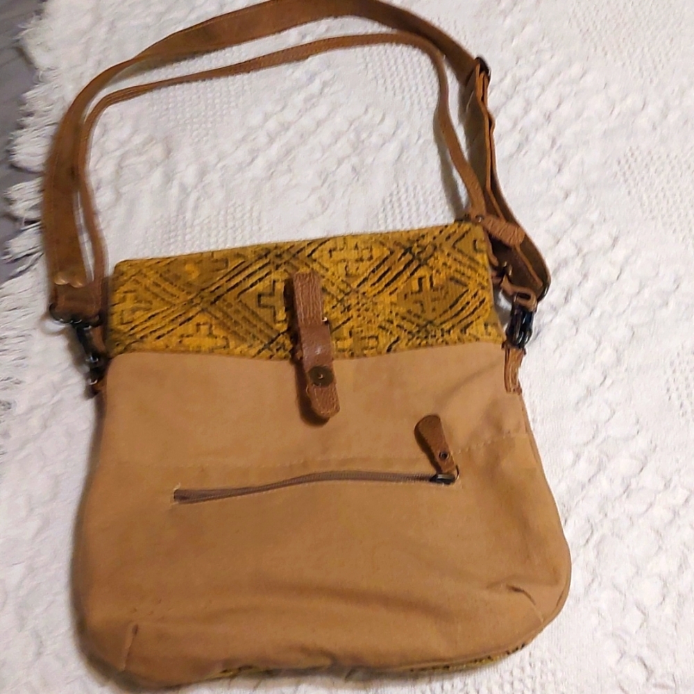 Myra shoulder bag